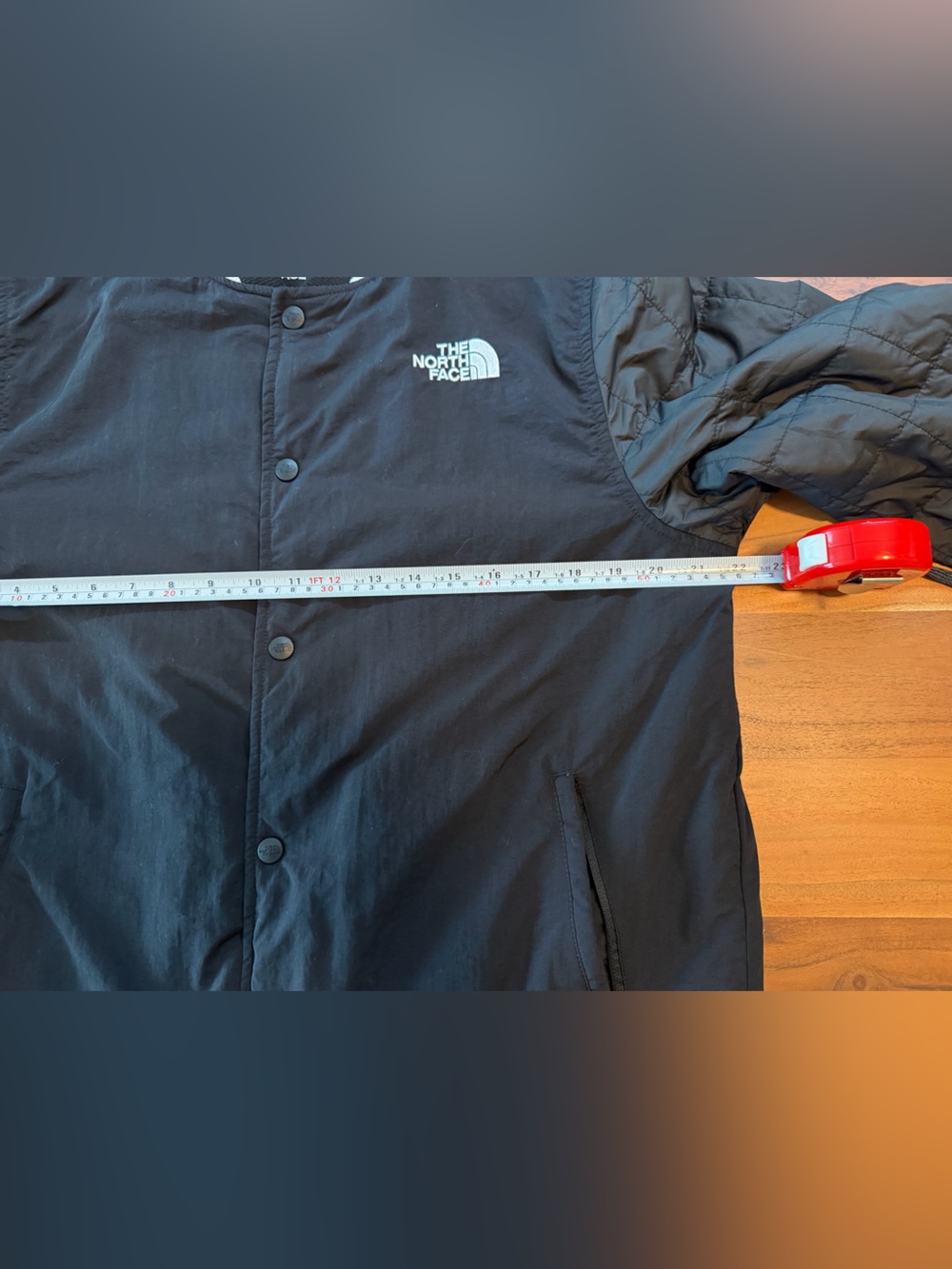 The North Face Men’s Black Quilted Bomber Jacket - Picture 6 of 8